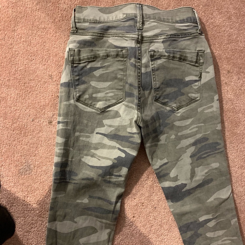 Camo Express Pants - Picture 2 of 3